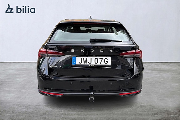 Skoda Octavia 5 of 13
