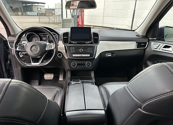 Mercedes-Benz GLE350 d 5 of 6
