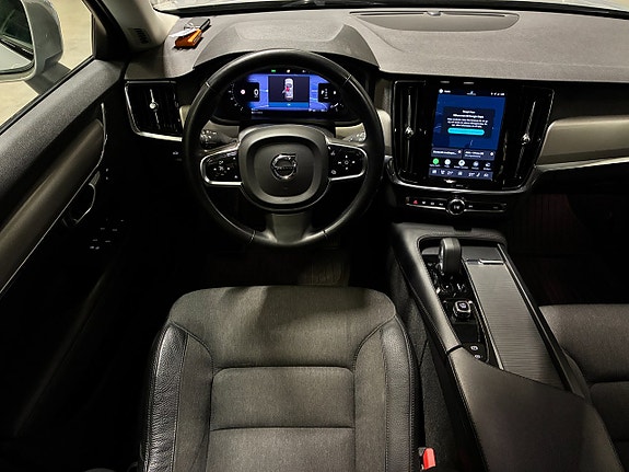 Volvo V90 Cross Country 15 of 25