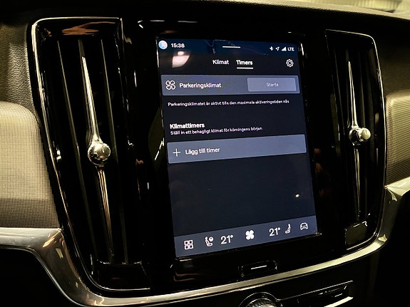 Volvo V90 Cross Country 22 of 25