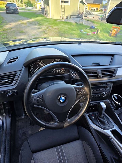 BMW X1 6 of 6