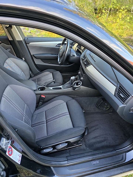 BMW X1 5 of 6