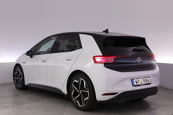 Volkswagen ID.3 4 of 27