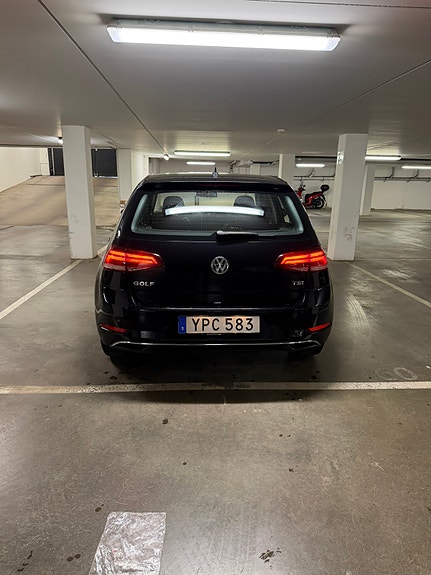 Volkswagen Golf VII 5 of 12
