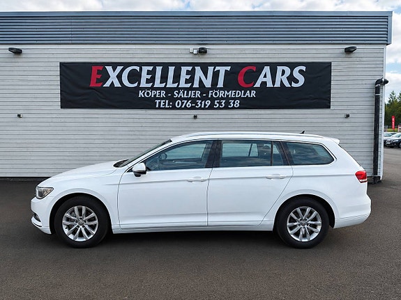 Volkswagen Passat 3 of 14