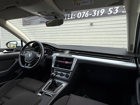 Volkswagen Passat 14 of 14