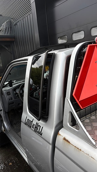 Nissan Navara 5 of 6