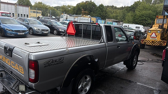 Nissan Navara 4 of 6