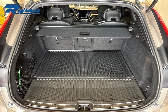 Volvo XC60 28 of 30