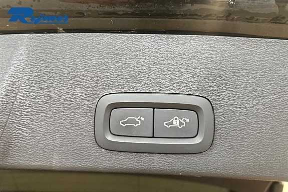 Volvo EX40 21 of 21