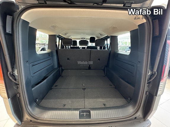 Kia PV5 15 of 15