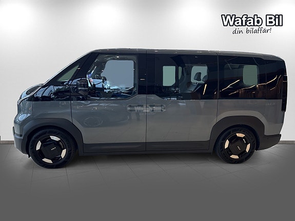 Kia PV5 4 of 15