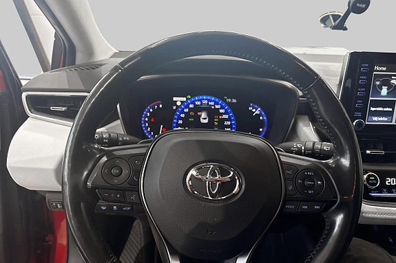 Toyota Corolla 10 of 18