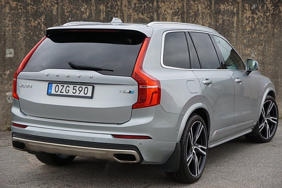 Volvo XC90 11 of 30