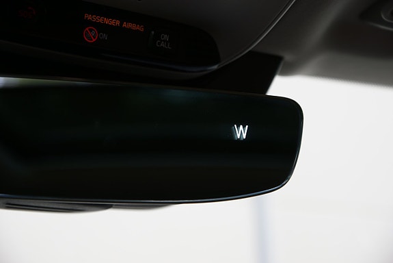 Volvo XC90 30 of 30