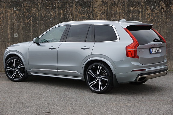 Volvo XC90 4 of 30