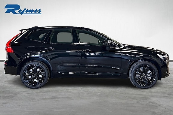 Volvo XC60 9 of 17