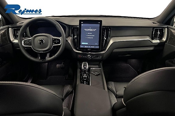Volvo XC60 5 of 12