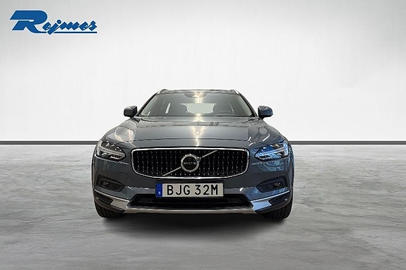 Volvo V90 Cross Country 25 of 26