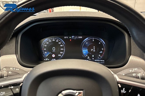 Volvo V90 Cross Country 12 of 26