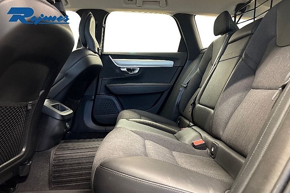 Volvo V90 Cross Country 7 of 26