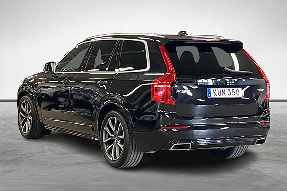 Volvo XC90 2 of 25