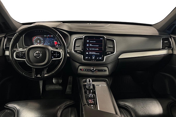 Volvo XC90 7 of 25