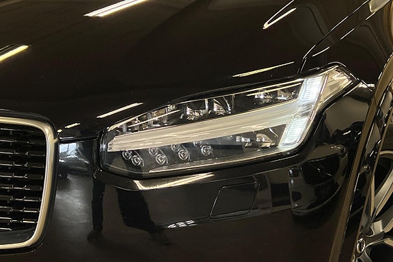 Volvo XC90 21 of 25