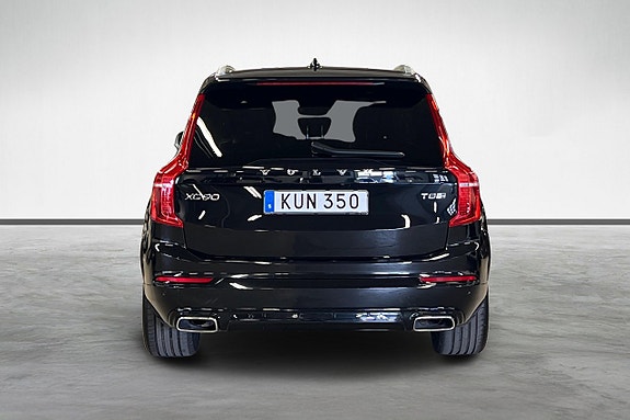 Volvo XC90 4 of 25