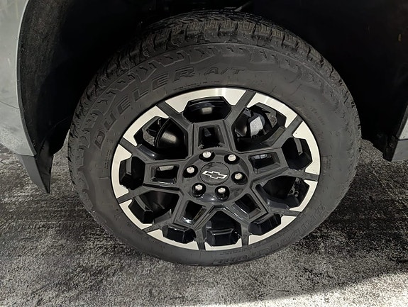 Chevrolet Colorado 9 of 30