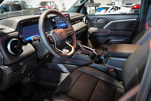 Chevrolet Colorado 12 of 30