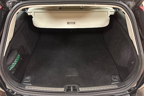 Volvo V60 Cross Country 13 of 13