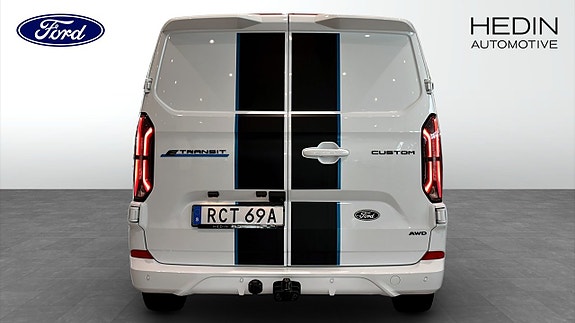Ford E-Custom 7 of 12