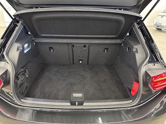Volkswagen ID.3 14 of 16