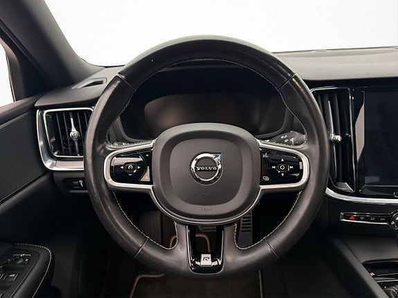 Volvo S60 14 of 30