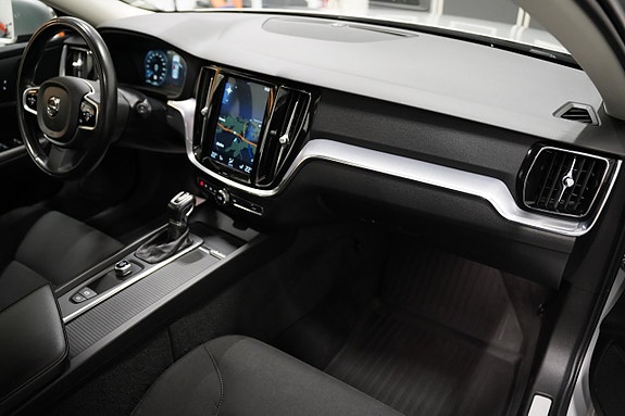 Volvo V60 8 of 20