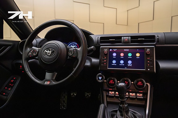 Toyota GR86 11 of 21