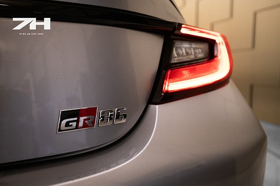 Toyota GR86 17 of 21