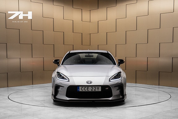 Toyota GR86 8 of 21