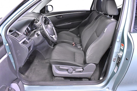 Suzuki Swift 9 of 15