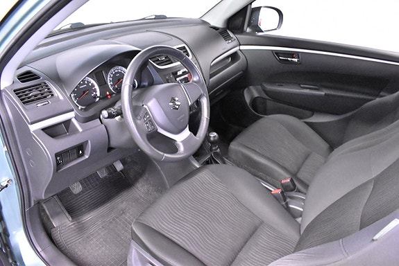 Suzuki Swift 10 of 15