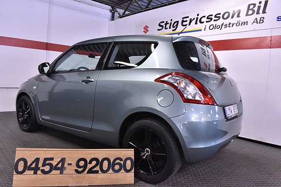 Suzuki Swift 5 of 15