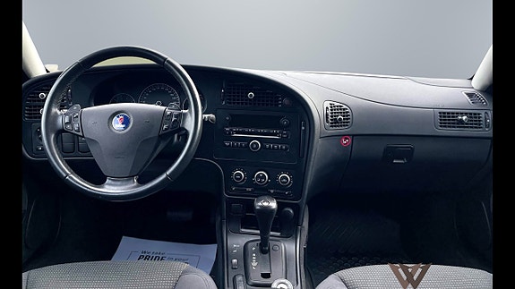 Saab 9-5 8 of 17