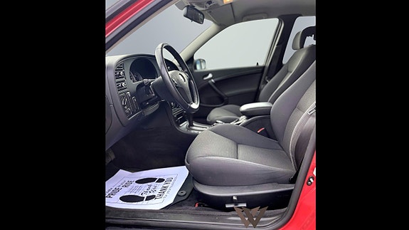 Saab 9-5 9 of 17