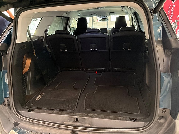Peugeot 5008 12 of 16