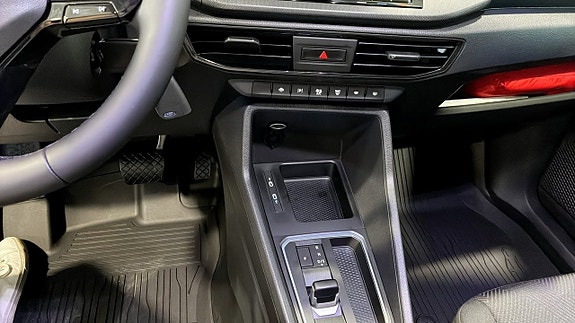 Ford Transit Connect 12 of 12