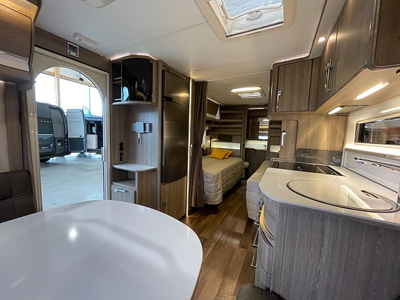 Kabe Royal 600 TDL KS / ALDE /Cykelställ / Badrum bak / Ugn / 11 of 21