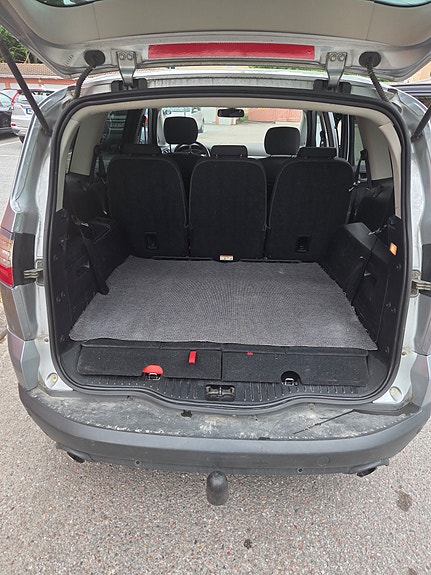 Ford S-MAX 4 of 11