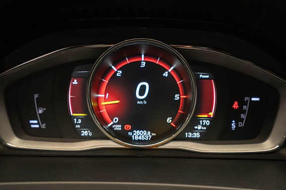 Volvo V60 Cross Country 18 of 22