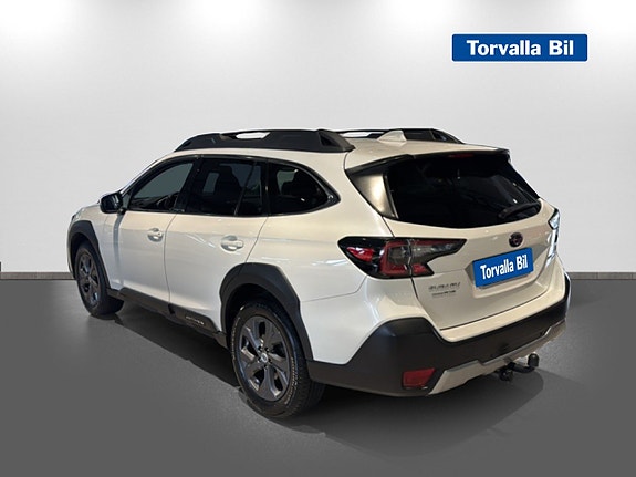 Subaru Outback 7 of 15